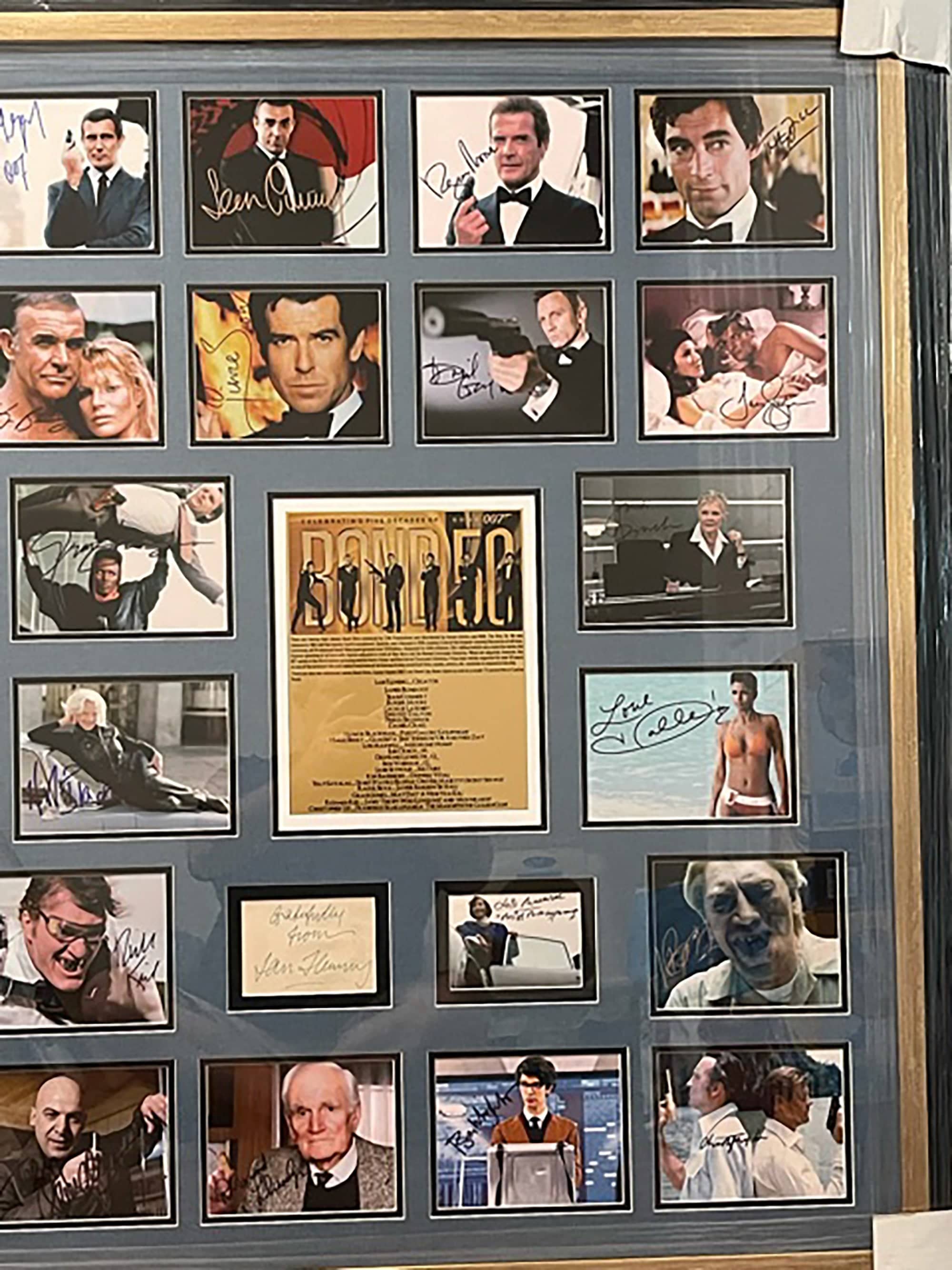 Sean Connery, Roger Moore, Daniel Craig, James Bond 007 cast signed  and framed with proof