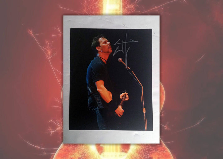 James Hetfield Metallica 8 x 10 photo signed with proof - Awesome Artifacts 