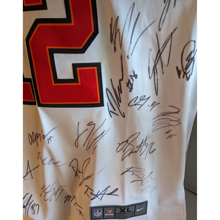 Tom Brady Tampa Bay Buccaneer's 2020 sb champs 2021 team signed game model jersey signed with proof
