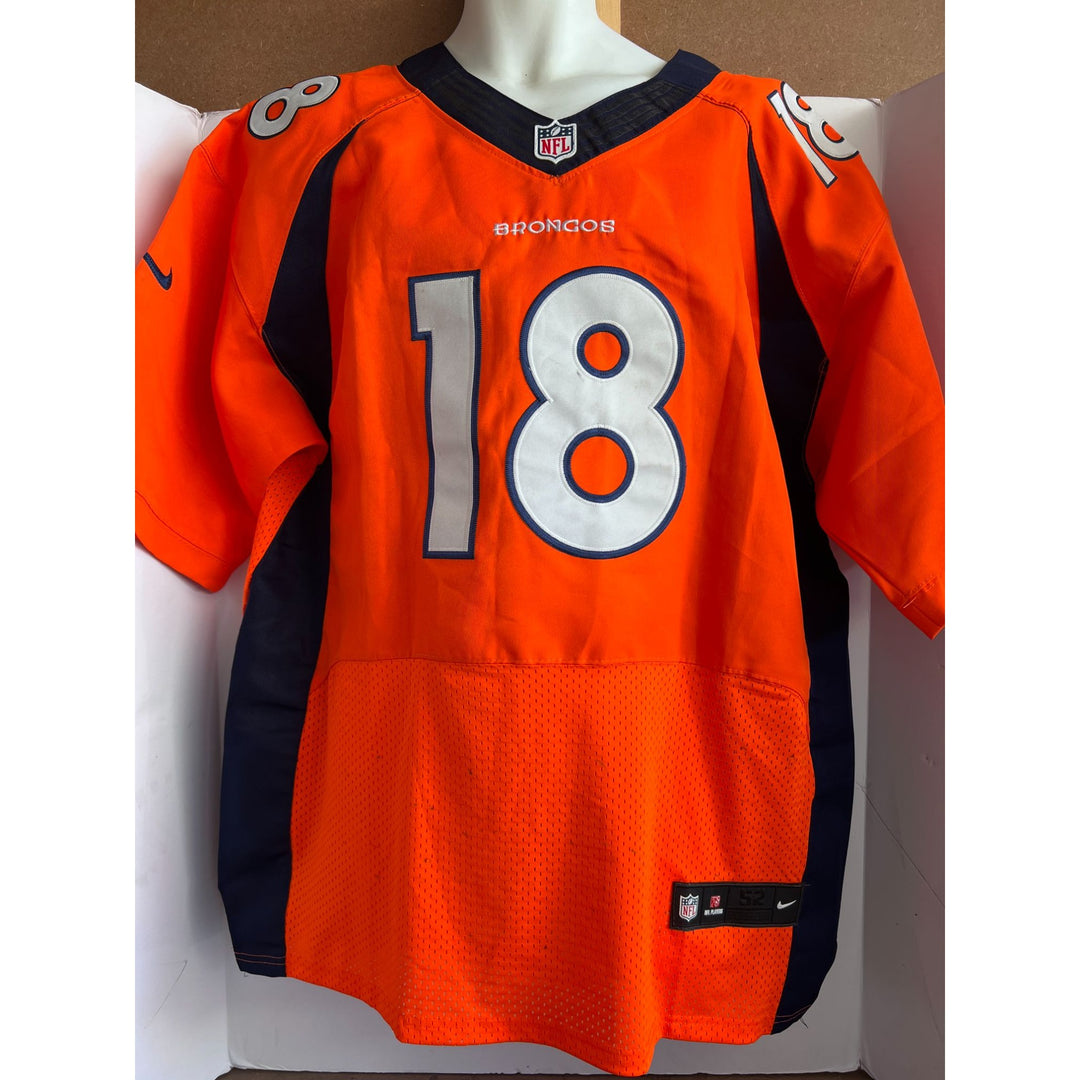 Denver Broncos Peyton Manning Demaryius Thomas Von Miller Wes Welker 2013  team signed  Size 52 Nike jersey