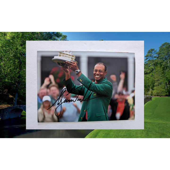 Tiger Woods 5x7 photo signed with proof