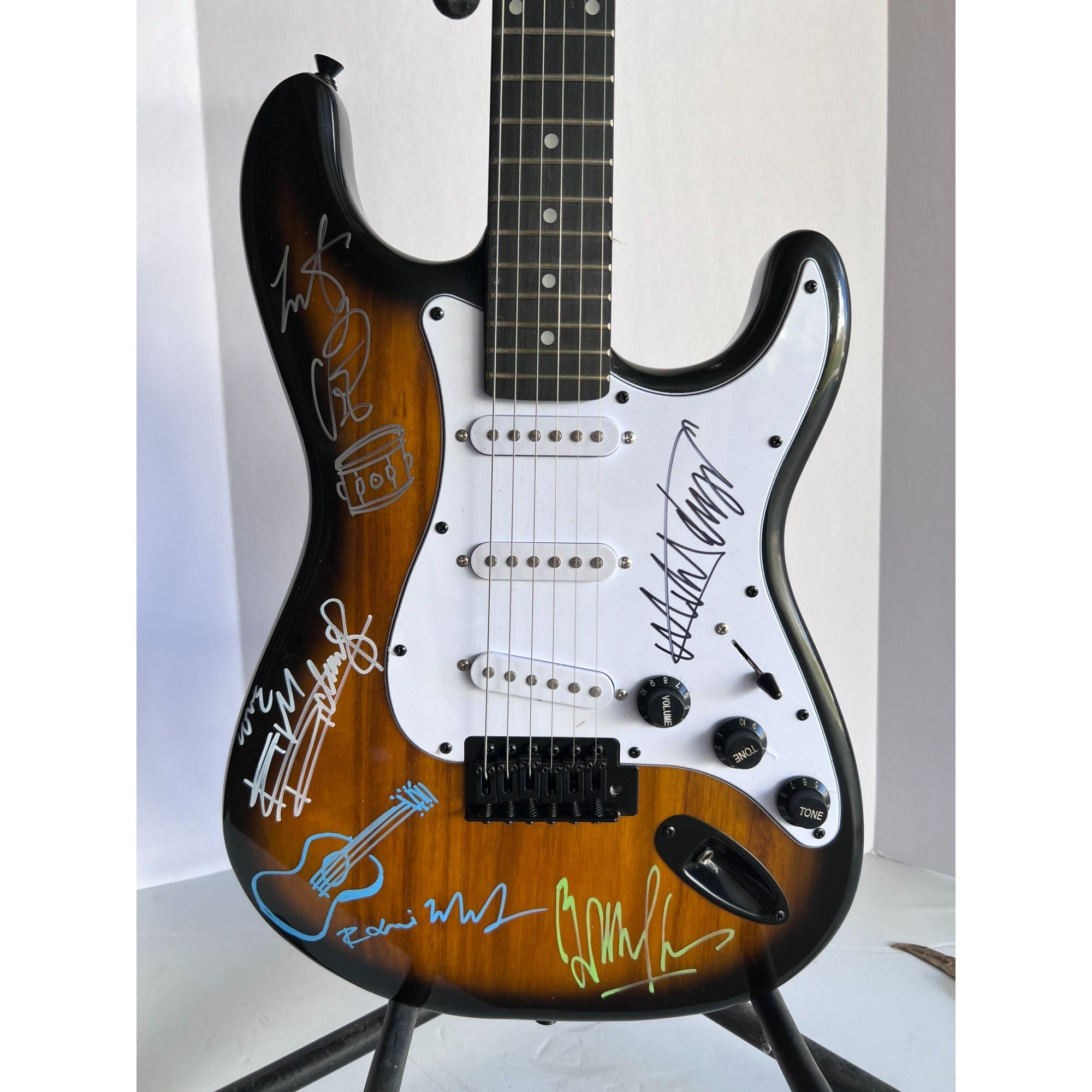 Mick Jagger Keith Richards Bill Wyman Ronnie Wood Charlie Watts signed guitar with proof