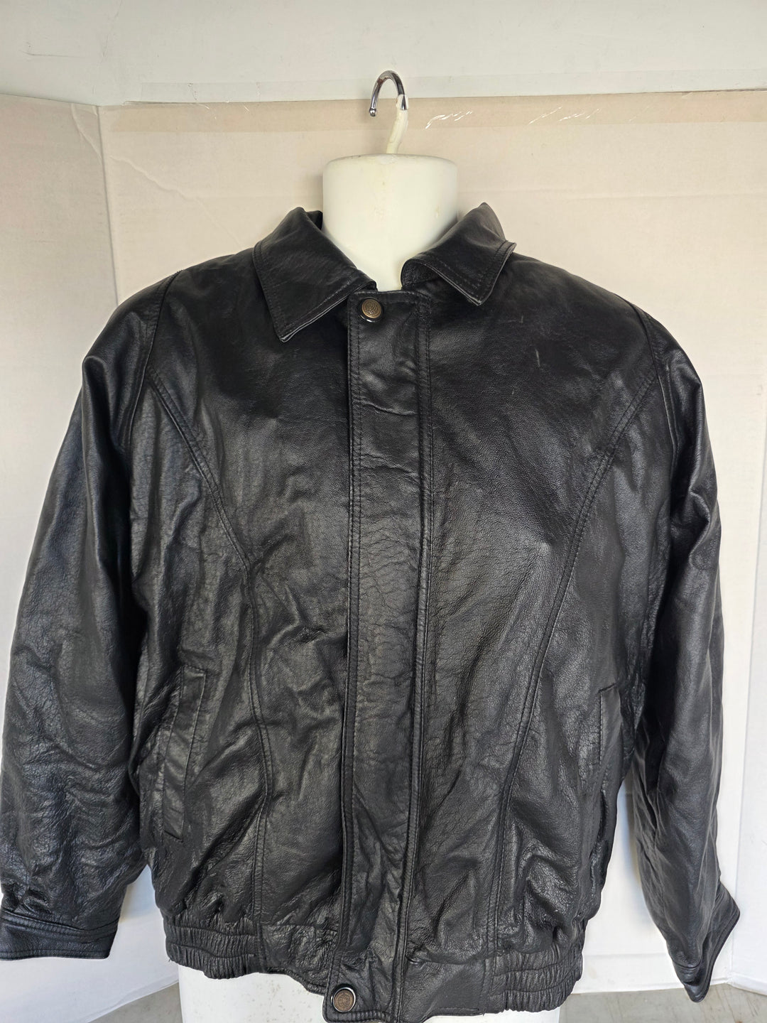 New York Giants 2011-12 40-Signed Super Bowl Champs Team Signed Leather Jacket XL One-of-a-Kind - original photo 8
