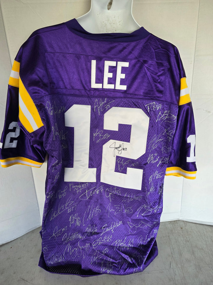Jarrett Lee 2010-11 LSU Tigers Game Model Jersey Team Signed National Champs - original photo 2