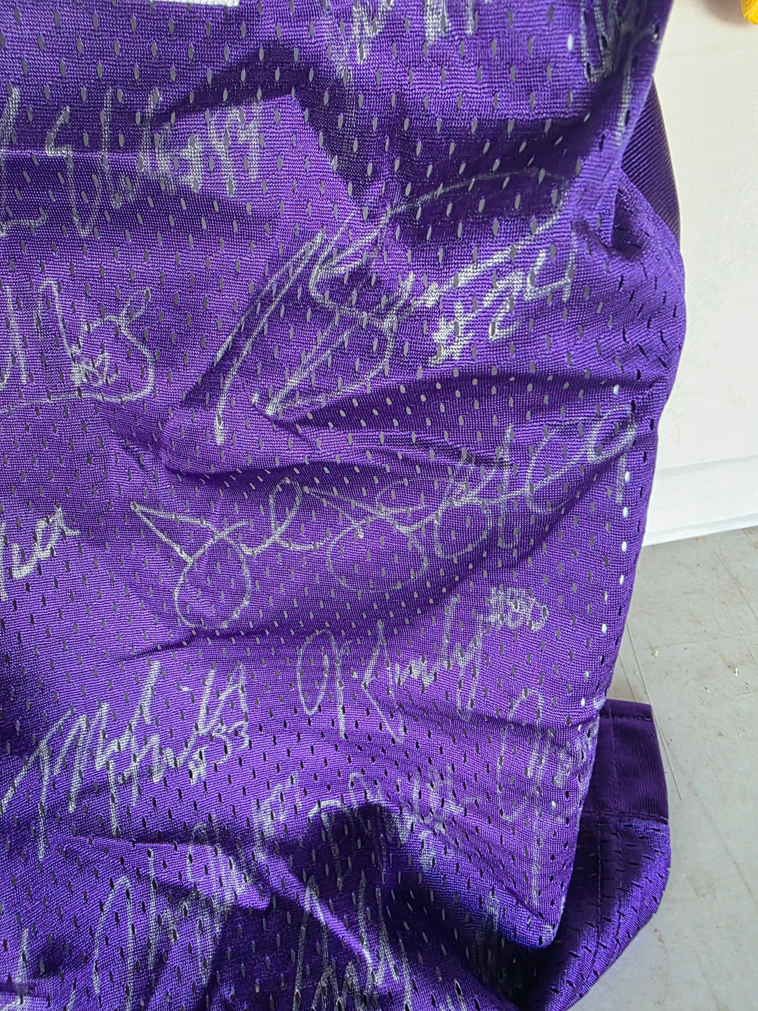 Jarrett Lee 2010-11 LSU Tigers Game Model Jersey Team Signed National Champs - original photo 6