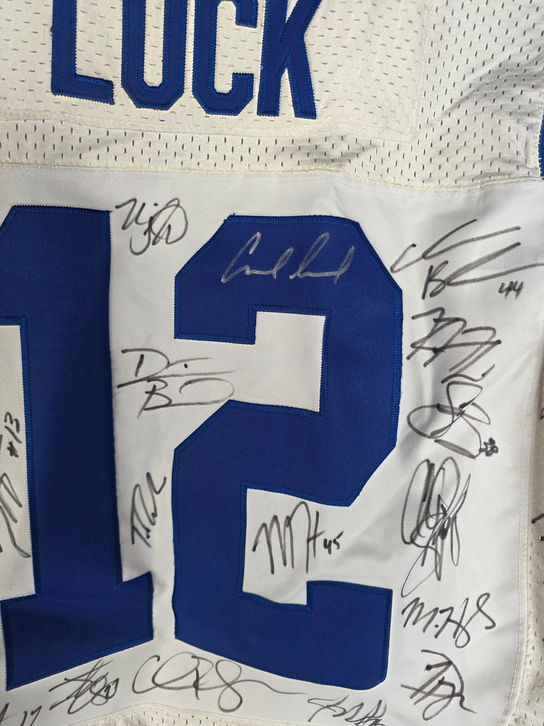 Andrew Luck Indianapolis Colts 2015 Nike Size 48 Game Model Jersey Team Signed - original photo 7