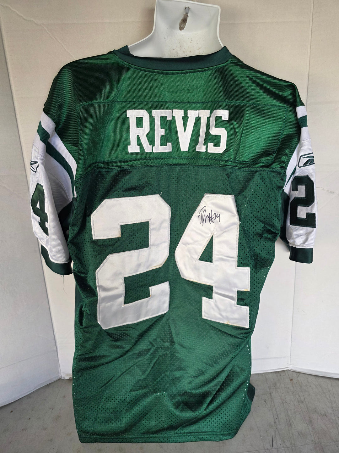 Darrelle Revis New York Jets Nike XL Game Model Jersey Signed - Green - original photo 2