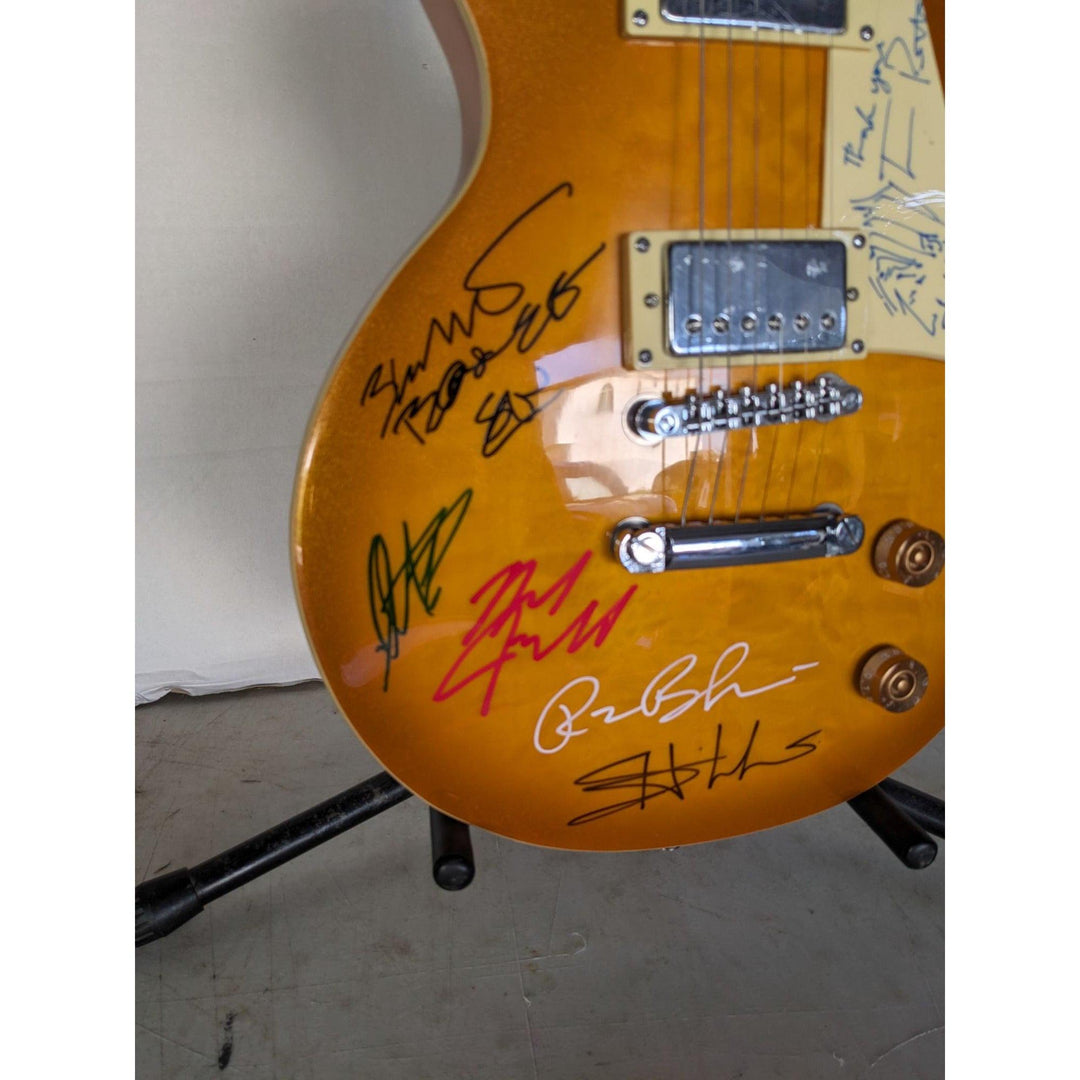 Tom Petty signed with sketch and the Heartbreakers vintage les paul full size electric guitar signed with proof