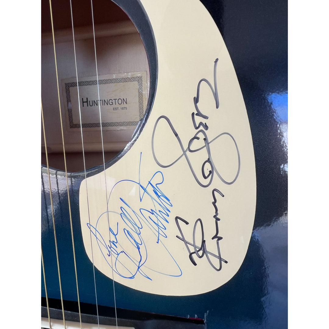 Dolly Parton Kenny Rogers  one of a kind full size acoustic guitar signed with proof