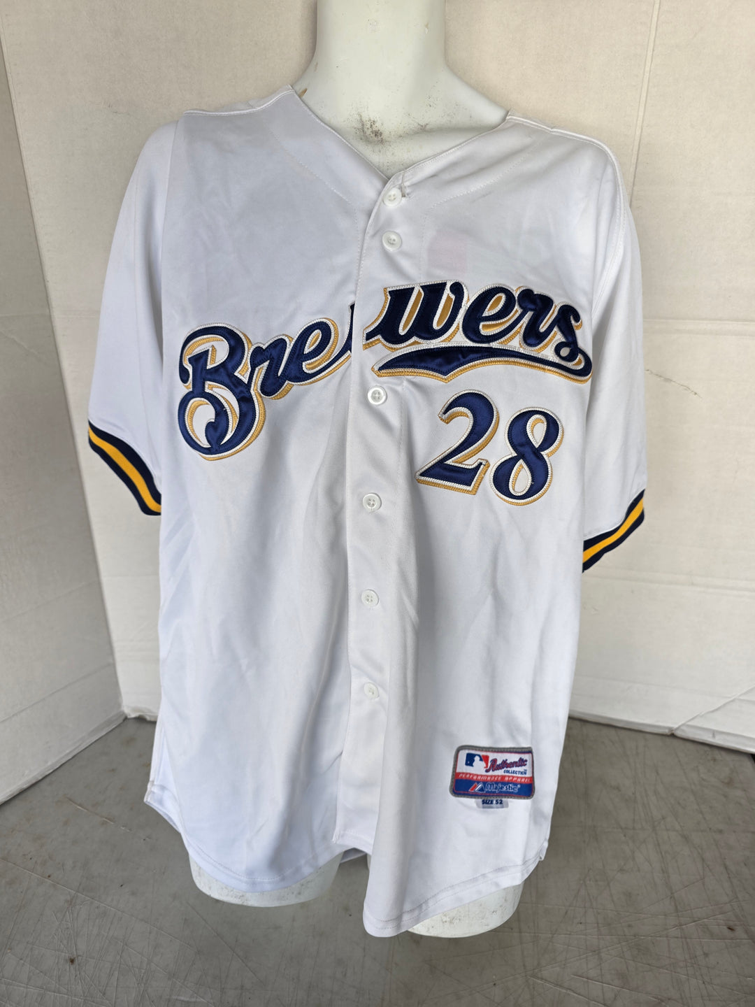 Milwaukee Brewers team signed jersey front