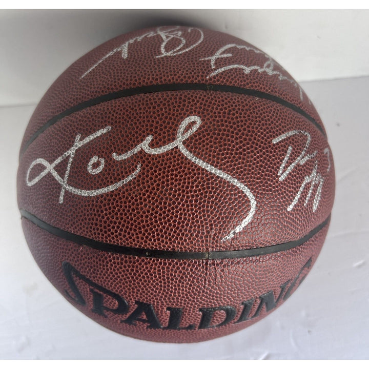 Kobe Bryant Phil Jackson Shaquille O'Neal Los Angeles Lakers 2000 2001 NBA champs Spalding basketball signed with proof  Signatures include