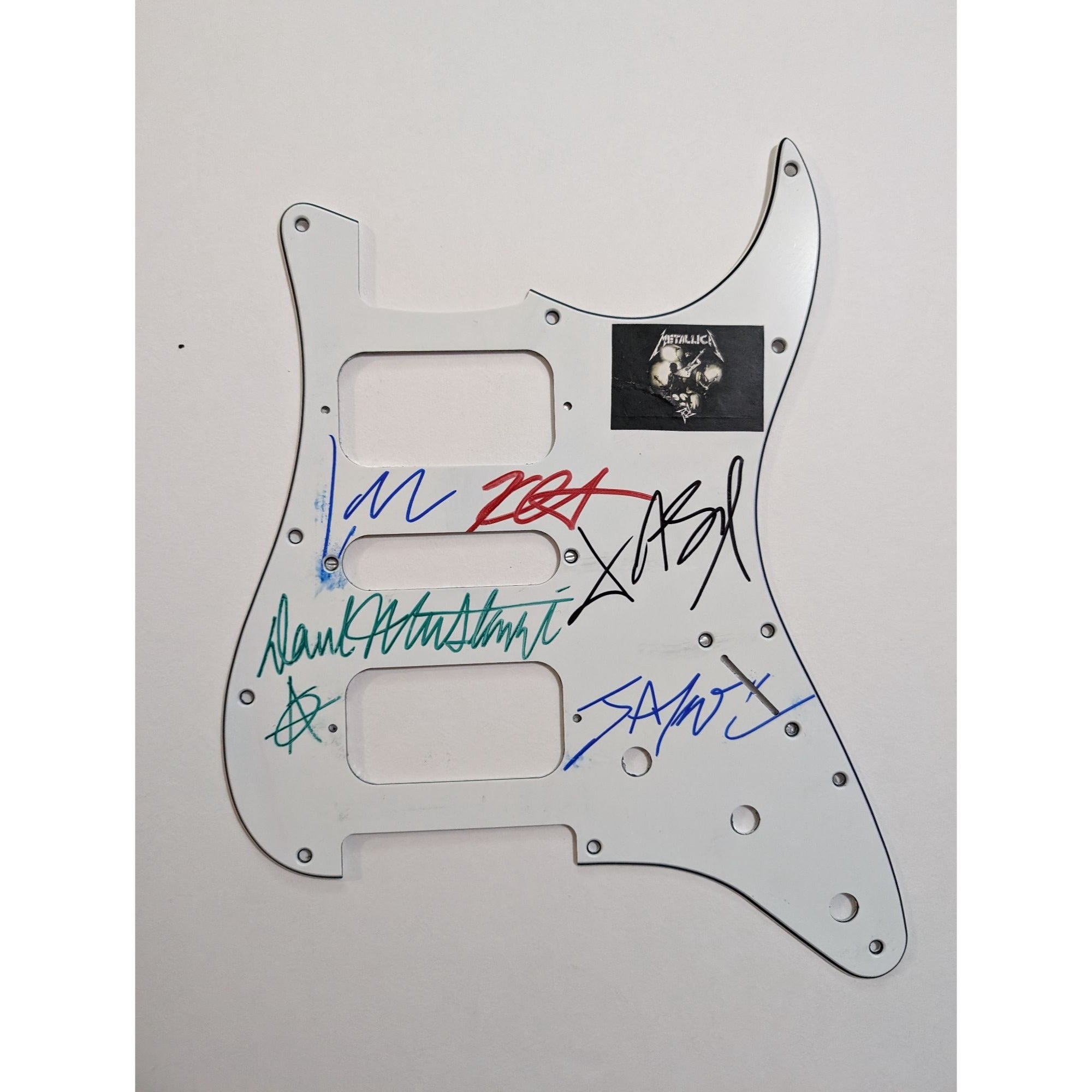 Metallica James Hetfield Kirk Hammett Jason Newsted Dave Mustaine Metallica Fender Stratocaster electric pickguard signed with proof