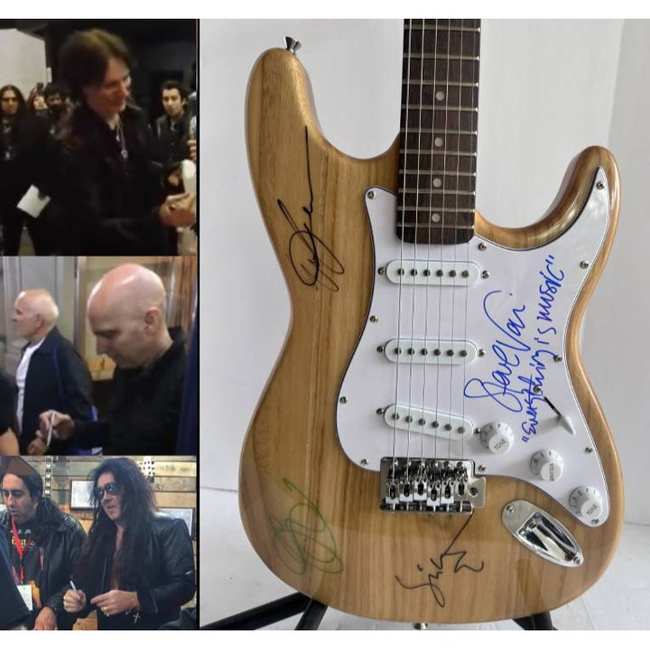 Stevie Vai Eric Johnson Joe Satariaini Yngwie Malmsteen Stratocaster Huntington full size electric guitar signed with proof