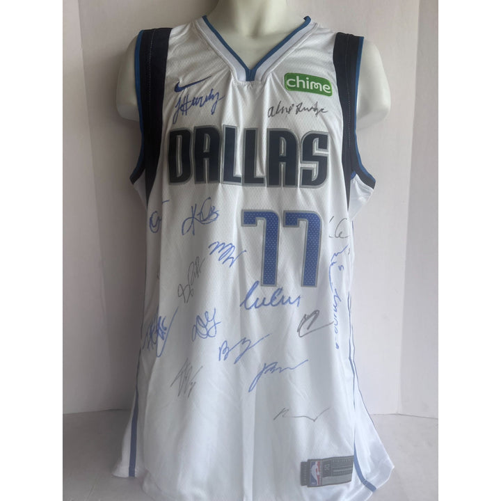 Dallas Mavericks Lua Doncic Kyrie Irving 2023- 2024 team signed jersey  with proof