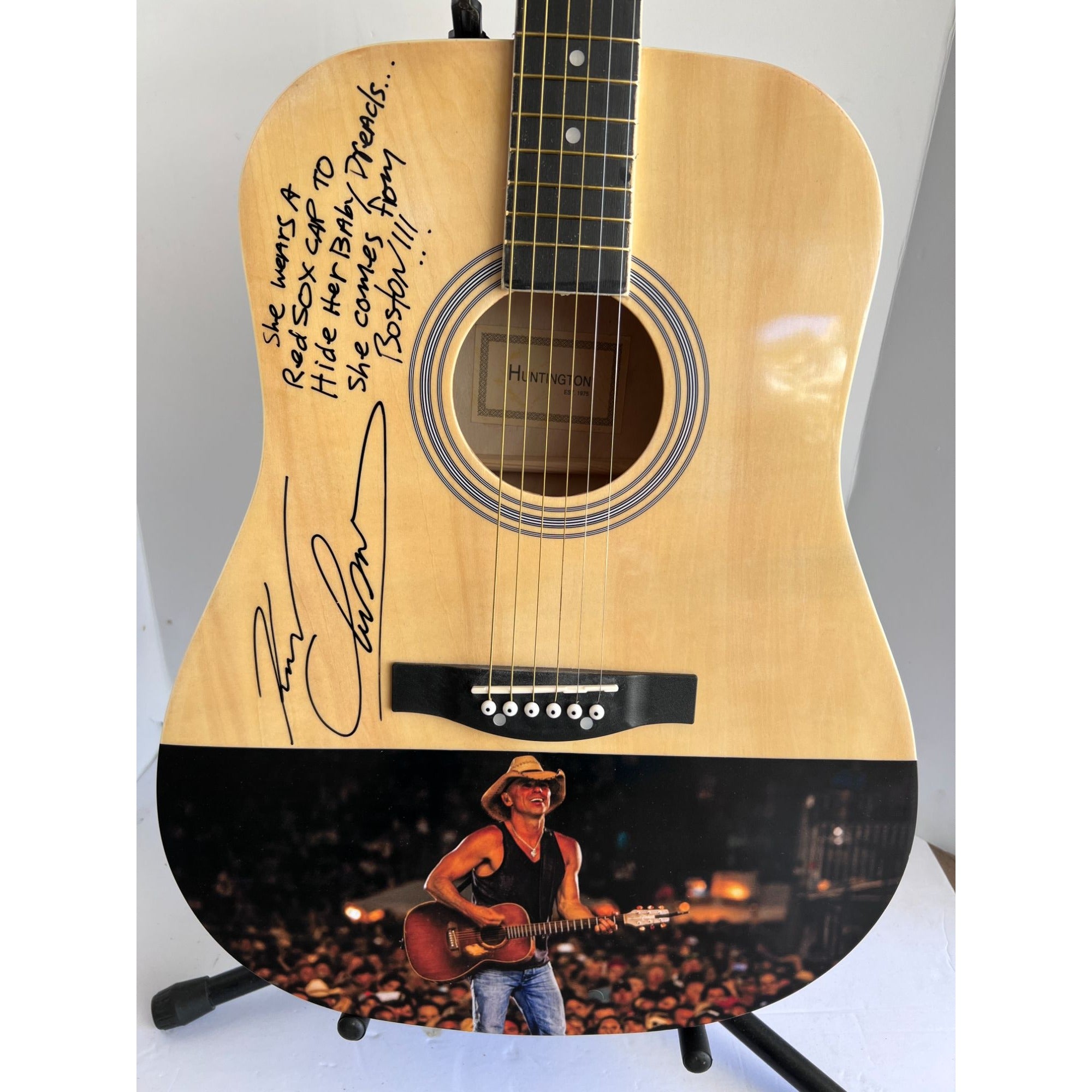 Kenny Chesney One of A kind 39' inch full size acoustic guitar signed with proof