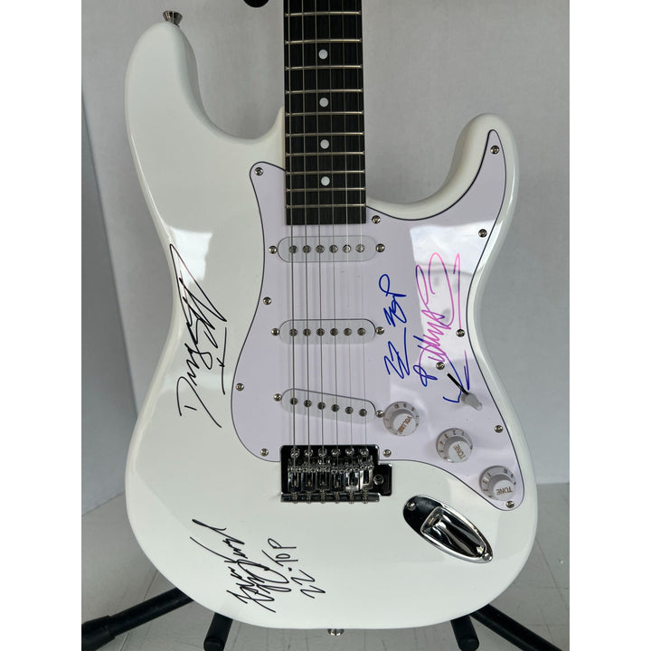 ZZ TOP Billy Gibbons, Dusty Hill, Frank Beard stratocaster electric guitar signed with proof