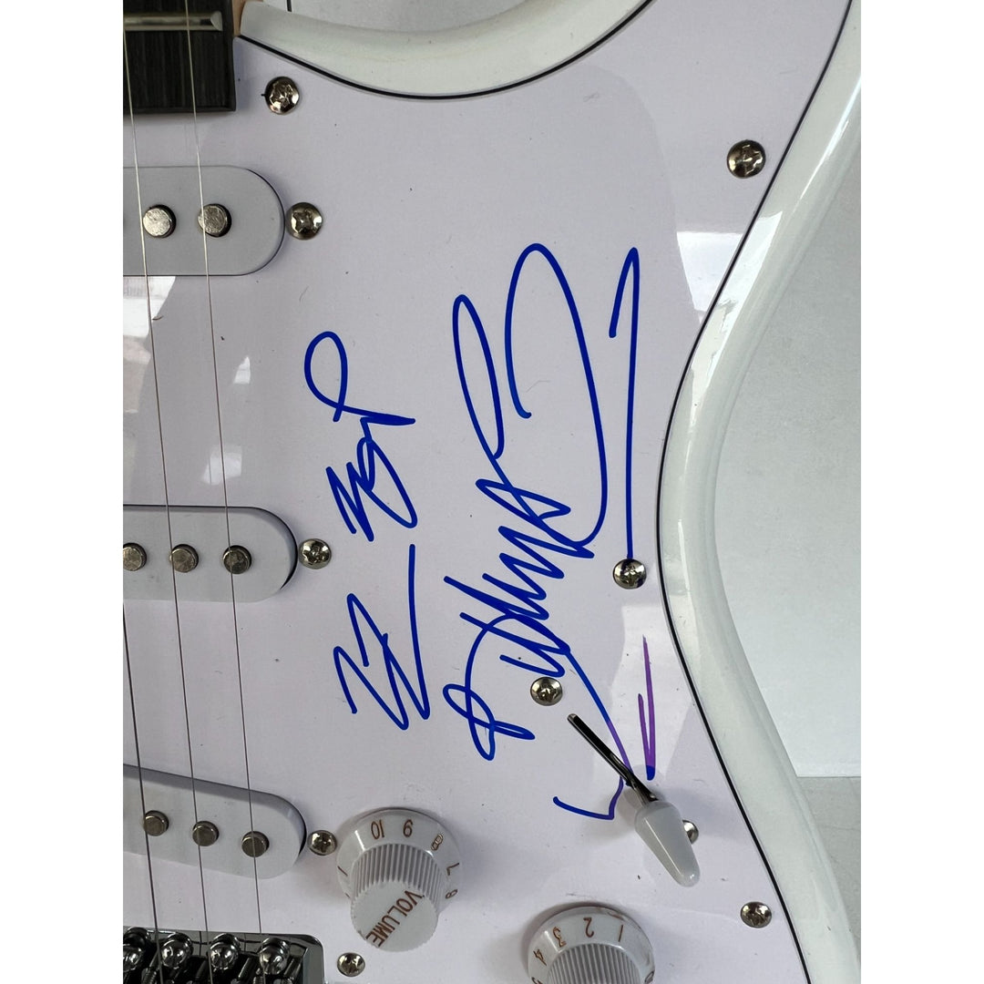 ZZ TOP Billy Gibbons, Dusty Hill, Frank Beard stratocaster electric guitar signed with proof
