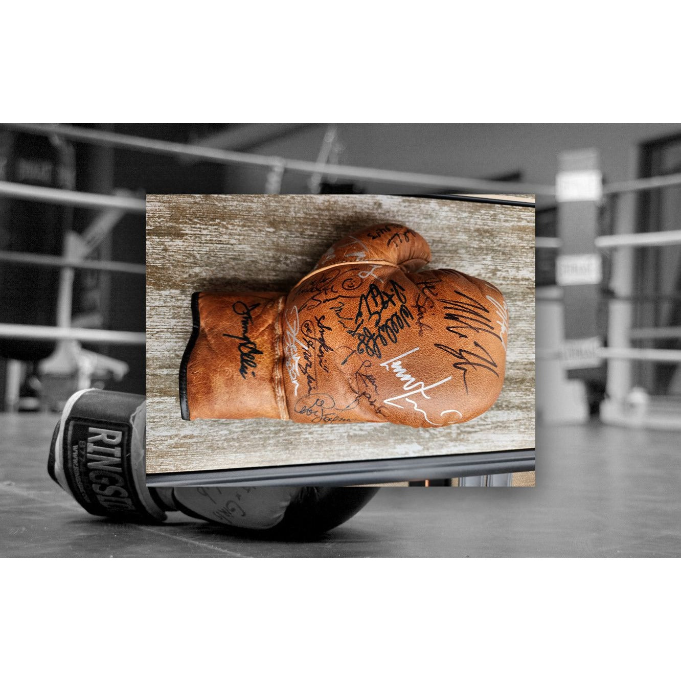 Joe Louis Autographed Mini Boxing Gloves collectible -  Denmark