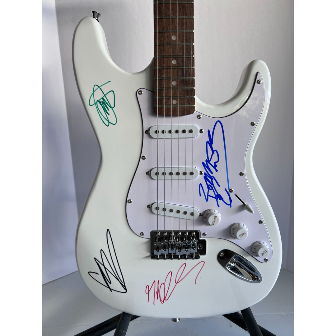 Chris Cornell Soundgarden Electric guitar signed with proof