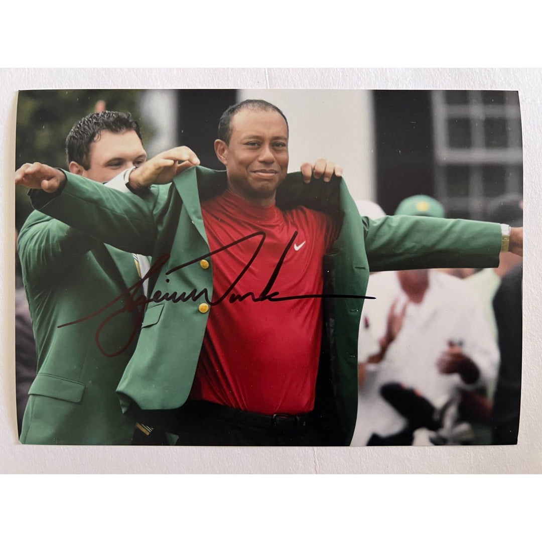 Tiger Woods 5x7 photograph signed with proof