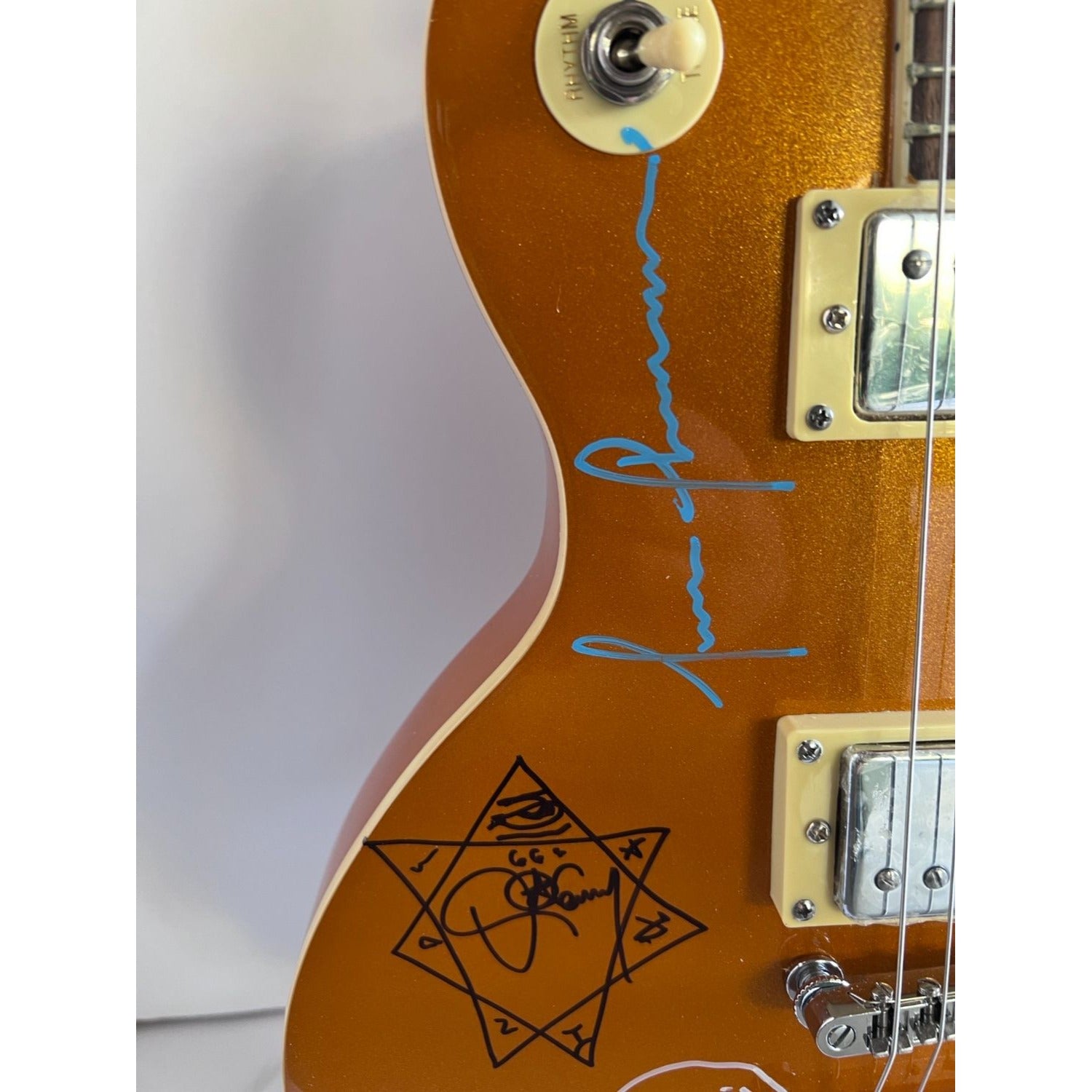 Tool  Maynard James Keenan Danny Carey Justin Chancellor Adam Jones Les Paul Gold top full size electric guitar signed with proof
