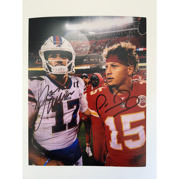 Patrick Mahomes Kansas City Chiefs Josh Allen Buffalo Bills 8x10 photo signed with proof