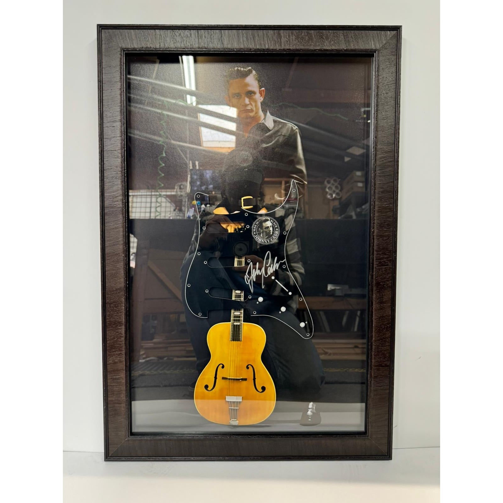 Johnny Cash Stratocaster electric guitar pickguard signed and framed with proof