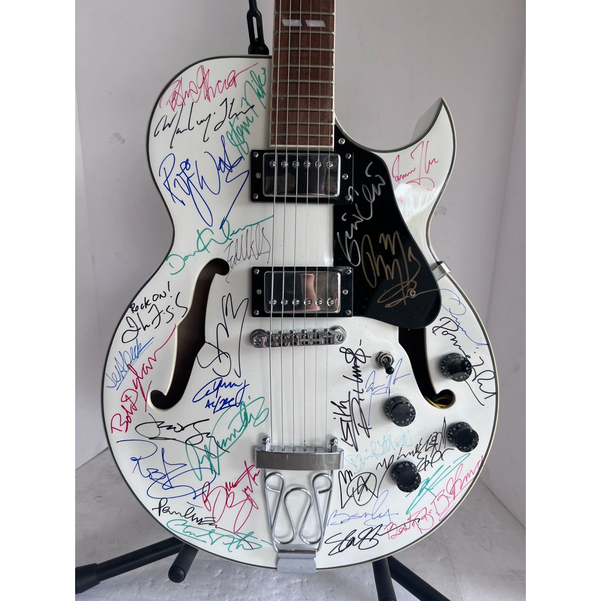 Rock and Roll icons Roger Waters, Eddie Van Halen, Bob Dylan, Robert Plant, Roonie Wood hollow body electric guitar signed with proof