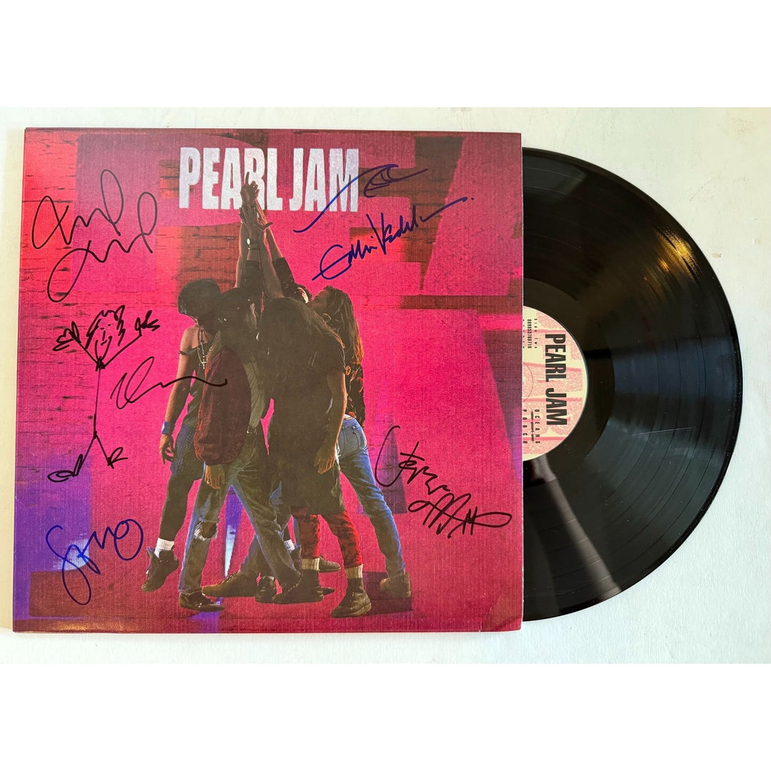Pearl Jam original lp Eddie Vedder, Jeff Ament, Stone Gossard, Mike McCready, Dave Abbruzzese signed with proof
