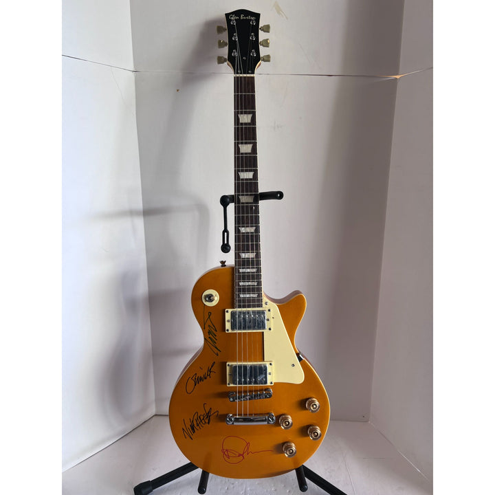 Duran Duran Simon Le Bon, John Taylor, Nick Rhodes Roger Taylor and Andy Taylor les paul electric guitar signed whit proff