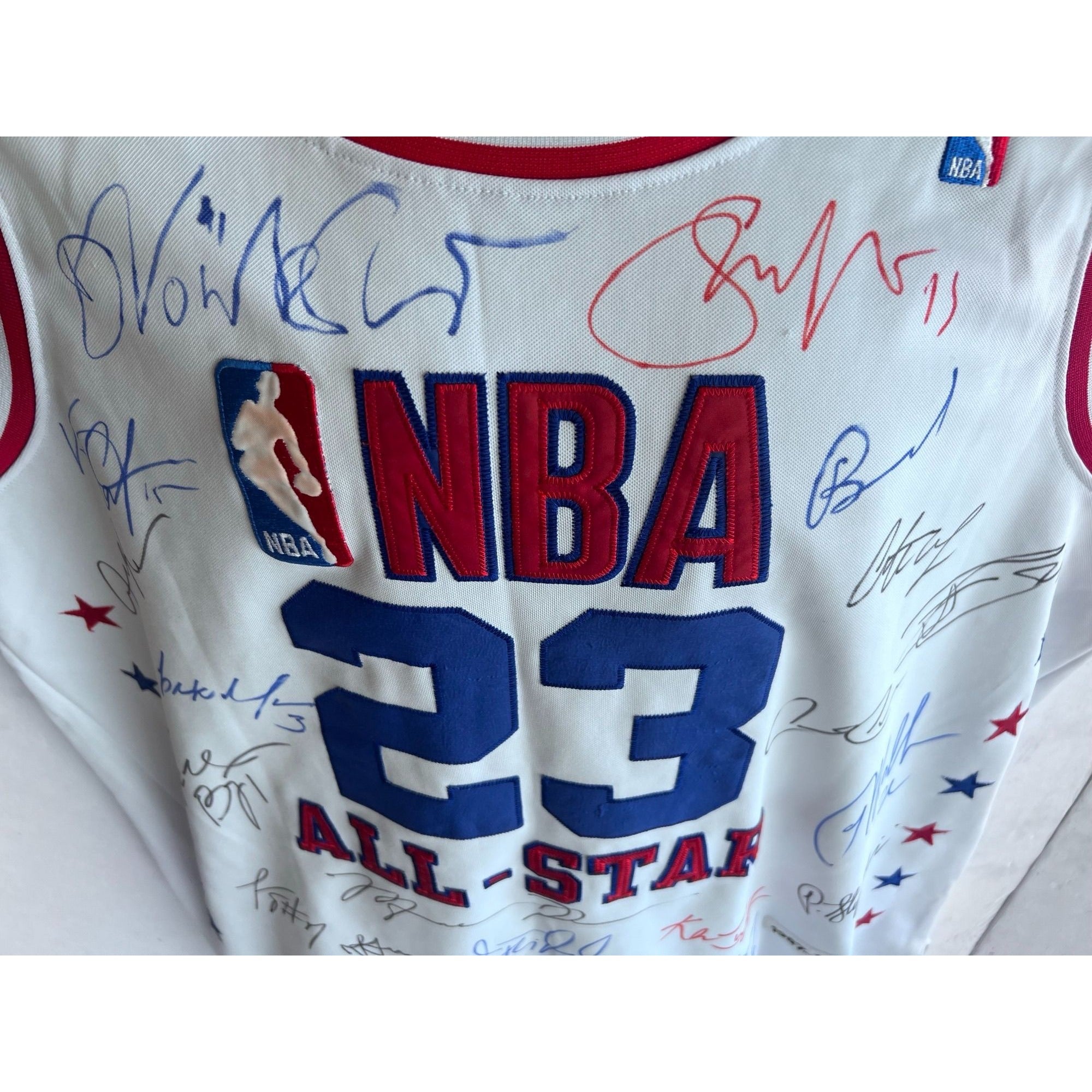 Michael Jordan 1993 All-Star Game Jersey signed by 20 NBA legends Kobe Bryant Tim Duncan Yao Ming with proof