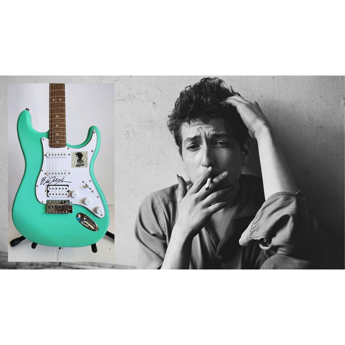 Bob Dylan Fender Stratocaster electric guitar signed with proof