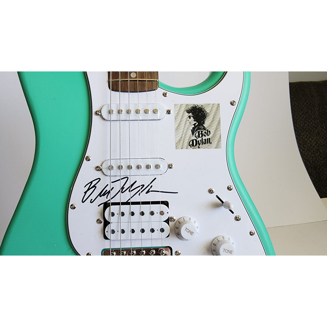 Bob Dylan Fender Stratocaster electric guitar signed with proof