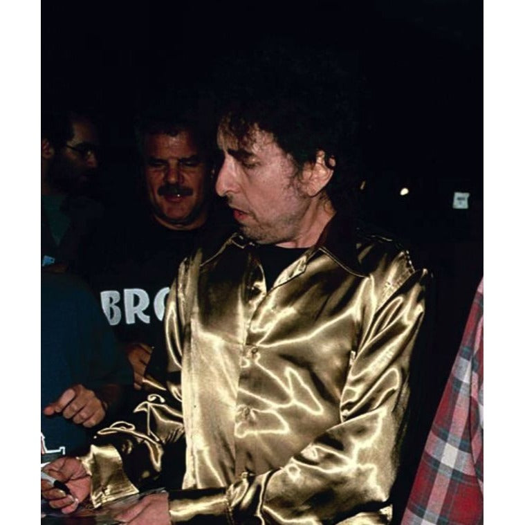 Bob Dylan Fender Stratocaster electric guitar signed with proof