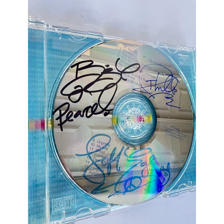 TLC "Fan Mail" " T- Boz", Lisa "Left Eye" Lopes & Rozanda "Chili" CD jacket & and CD both signed with proof