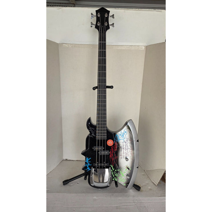 Kiss Gene Simmons Peter Criss, Paul Stanley, Ace Frehley and Eric Singer axe bass guitar signed with proof.