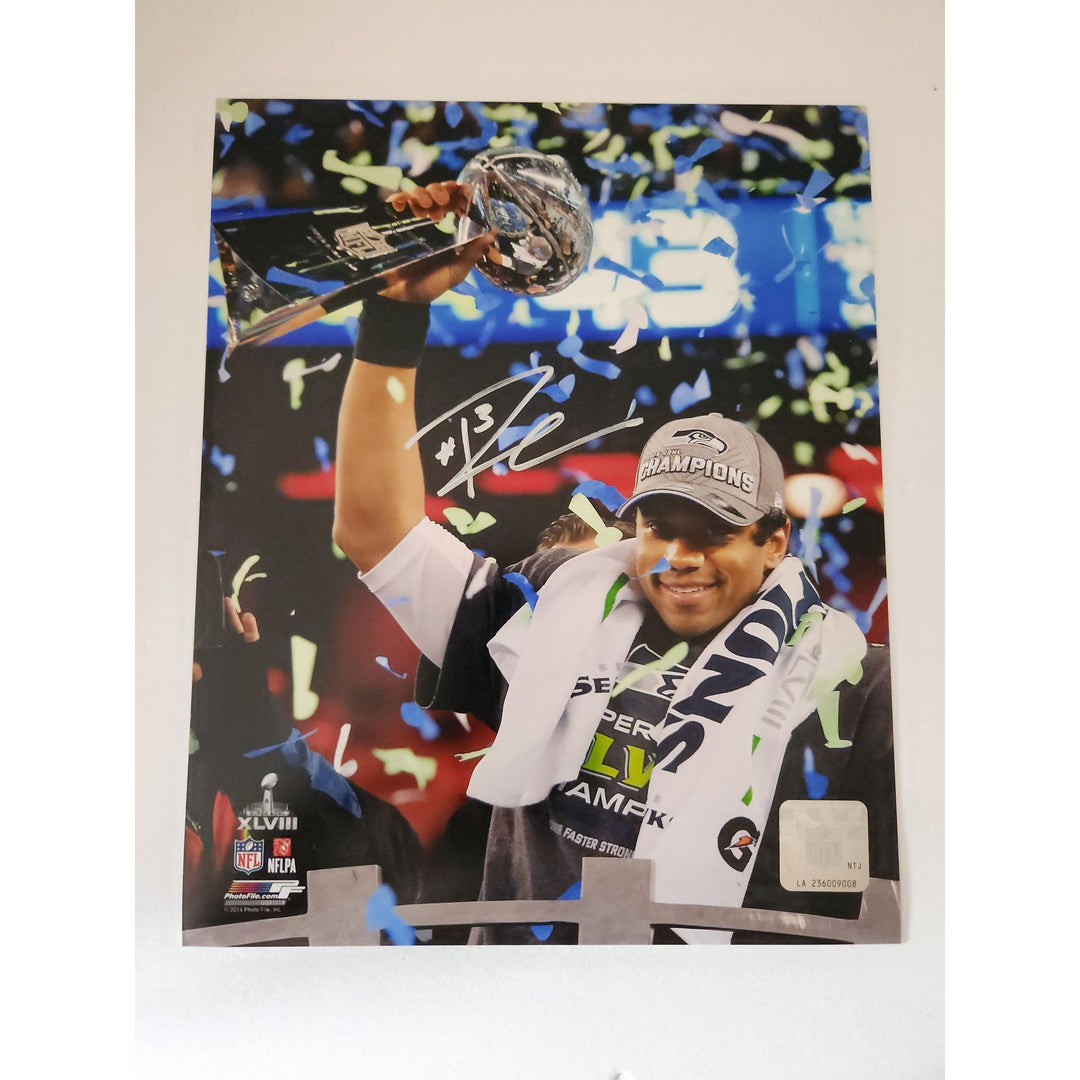 Russell Wilson Seattle Seahawks 8x10 photo signed with proof