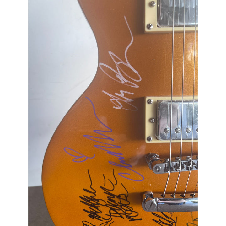 Stevie Nicks Pete Green Lindsay Buckingham John and Christy McVie make Fleetwood Fleetwood Mac Gold Les Paul signed with proof