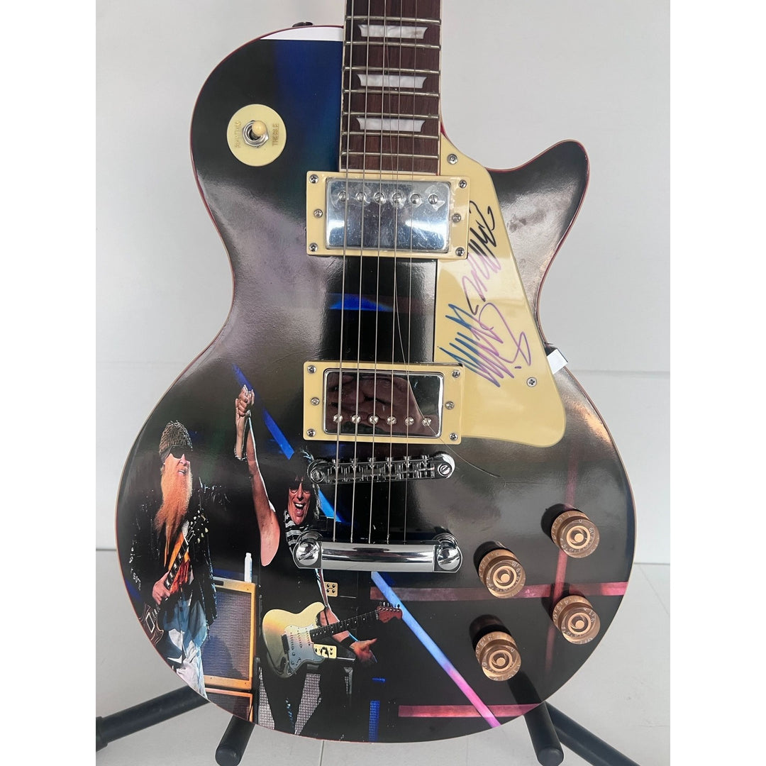 Billy Gibbons ZZ Top and Jeff Beck two of Rock N' Rolls greatest guitarists one of a kind les paul signed with proof.