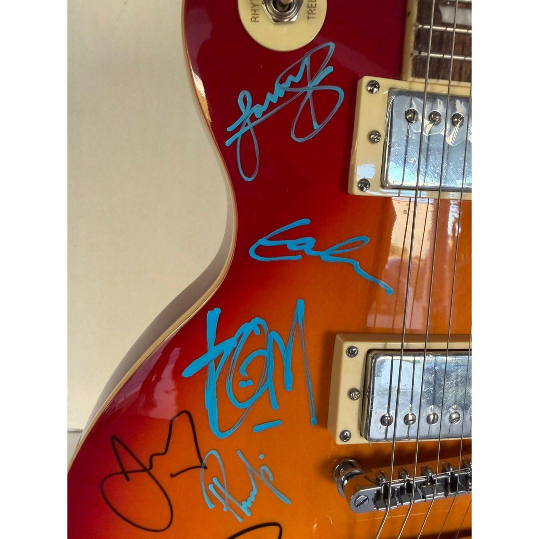 Thom Yorke Radiohead Chris Martin Coldplay and Patrick Morrisey with sketch vintage Cherry les paul guitar signed with proof