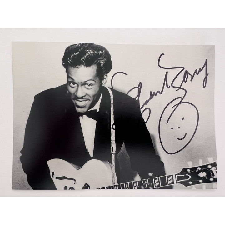 Chuck Berry 5x7 photo signed with proof