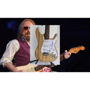 Tom Petty Huntington Stratocaster full size electric guitar signed with proof