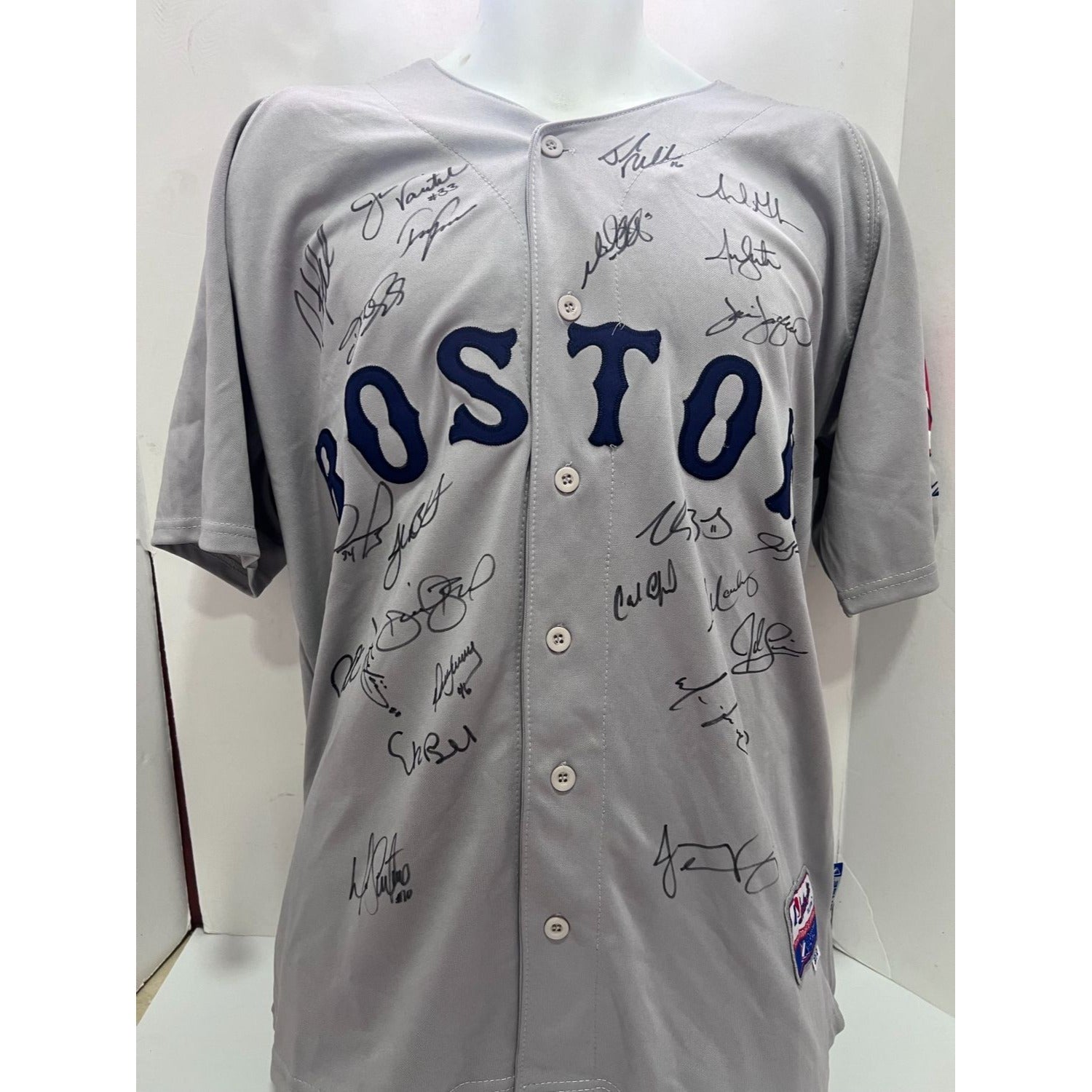 Boston Red Sox David Ortiz Dustin Pedroia Kevin Youkilis Josh Beckett 2007 World Series champions team signed game model Jersey