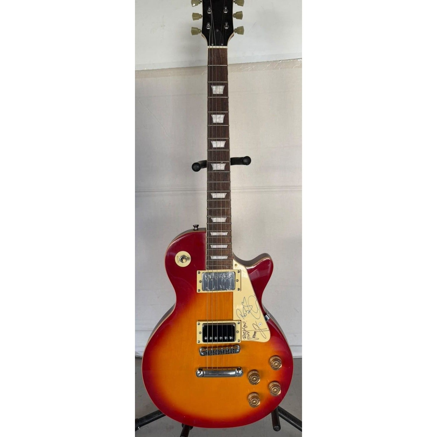 Jimmy Page Robert Plant of Led Zeppelin Les Paul vintage electric