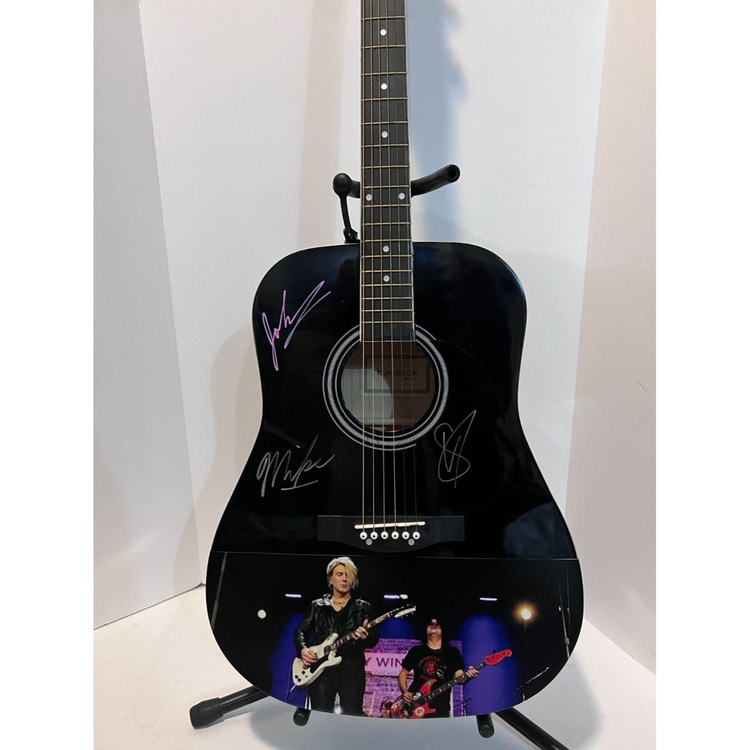 The goo goo dolls Johnny Rzeznik one of a kind acoustic guitar signed with proof