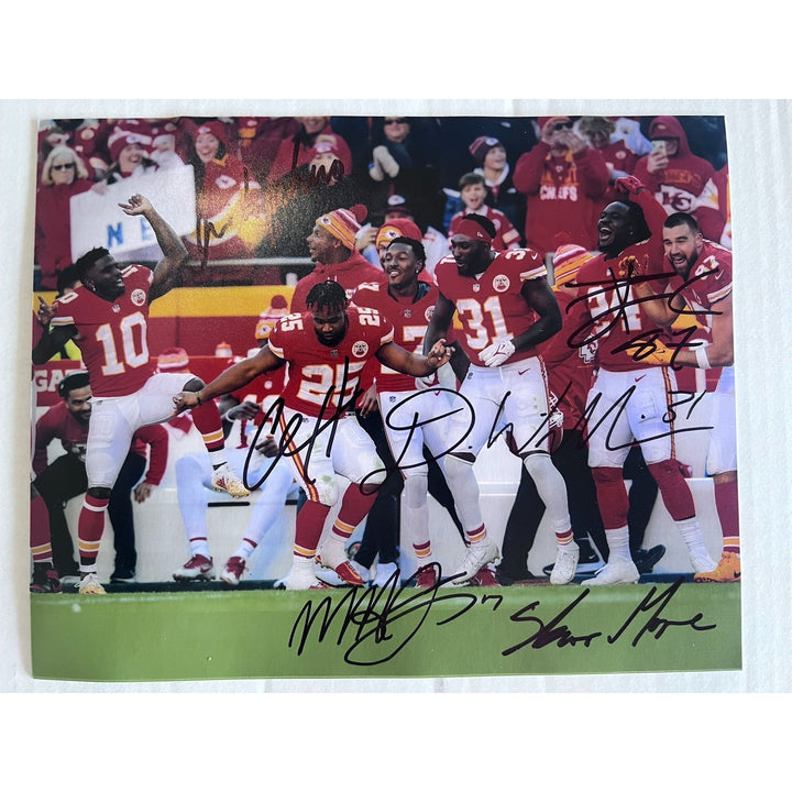 Kansas City Chiefs Travis Kelce Isaiah Pacheco Clyde Edwards- Helaire Darrel Williams Skyy Moore Mercole Hardman 8x10 photo signed