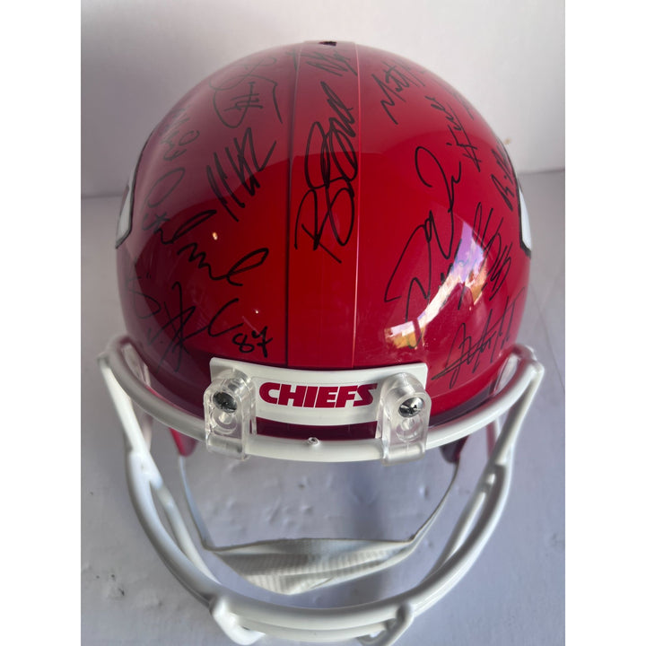 Kansas City Chiefs 2019 20 Super Bowl Riddell Speed replica helmet 40 + sigs Patrick Mahomes Travis Kelce Andy Reid Tyreek Hill team signed