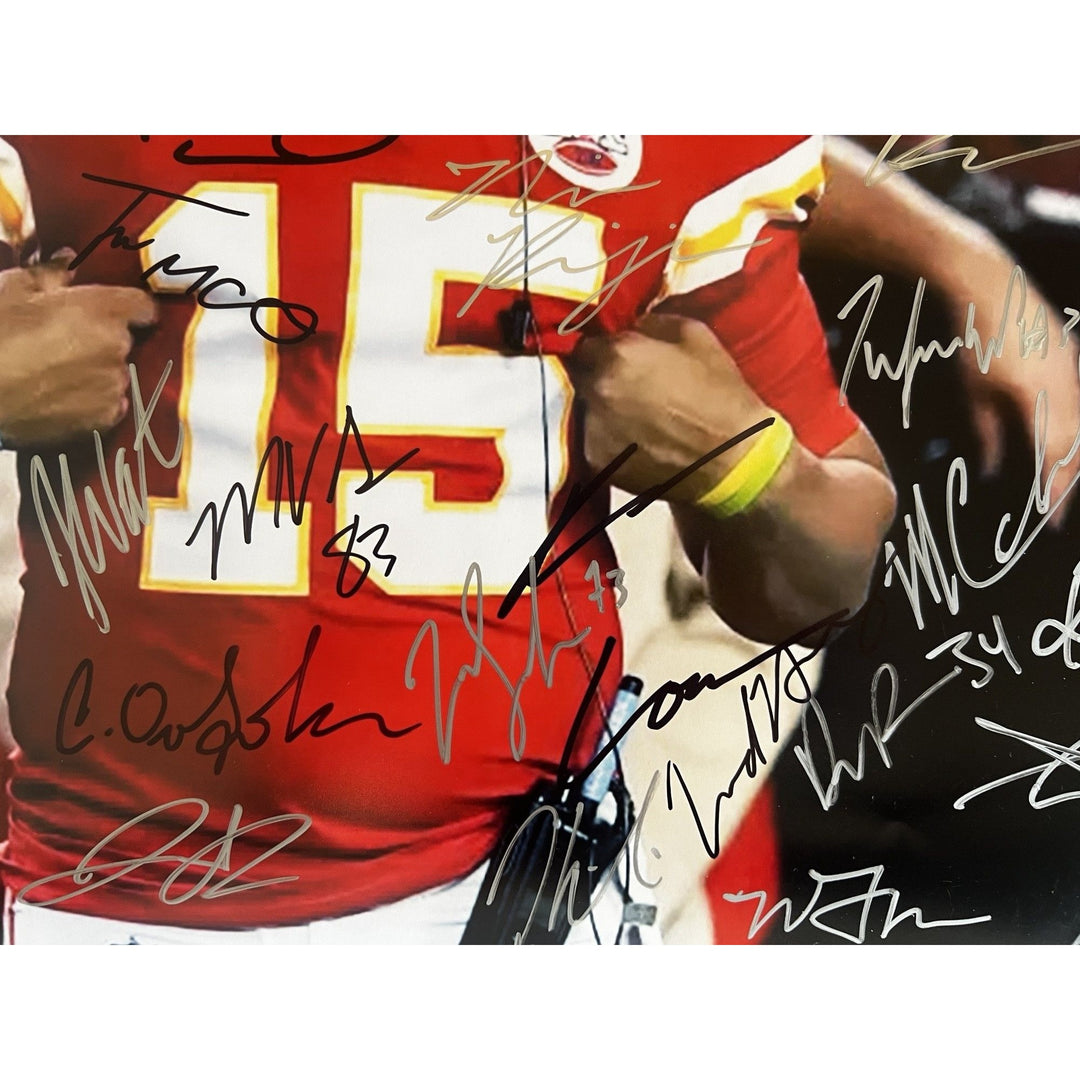 Kansas City Chiefs  2023-24 Patrick Mahomes Travis Kelce 40 plus sigs Super Bowl Champs team signed 16x20 photo signed  with proof