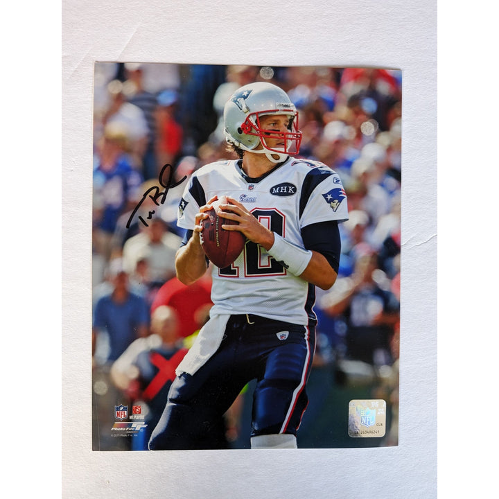 Tom Brady New England Patriots 8x10 photo signed with proof