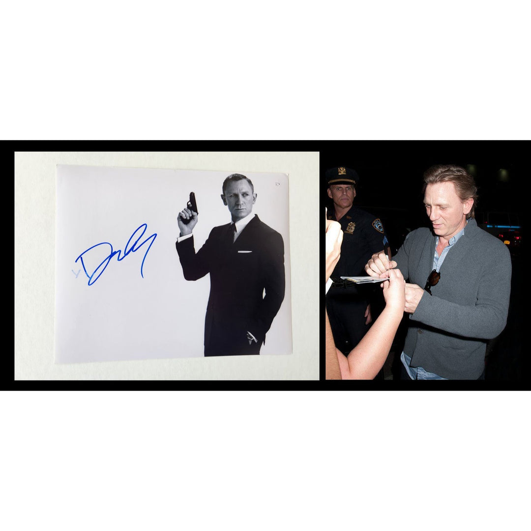 Daniel Craig James Bond 007 8x10 photo signed with proof